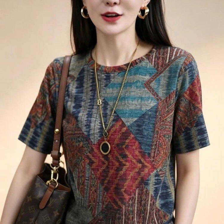 New summer stylish and fashionable women's top, cool and breathable shirt