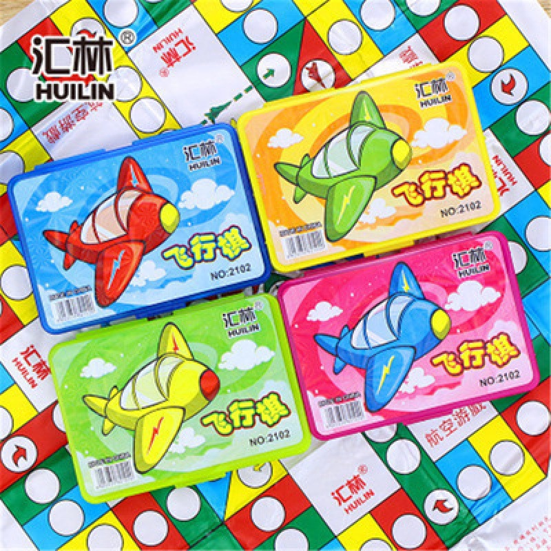 Yiwu pequeño mercado de productos básicos juguetes para niños al por mayor regalos del mercado nocturno bajo 1 yuan puesto nuevos pequeños regalos luminosos.