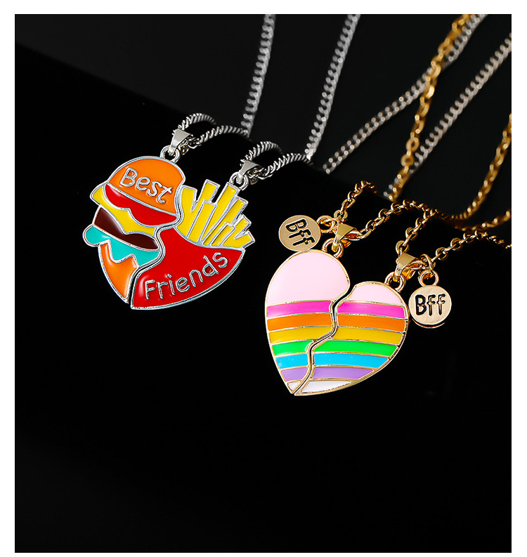 Wholesale Jewelry Casual Heart Shape Alloy Pendant Necklace display picture 3