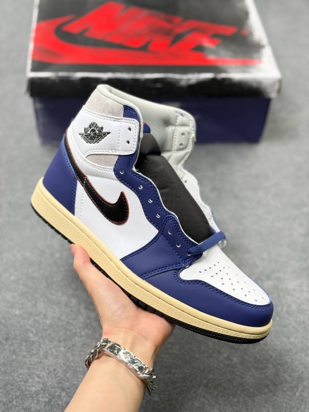 Zapatos Pitian pure original aj1 versión superior de alta calidad importada de cuero de cabeza completa para hombres y mujeres zapatillas deportivas casuales
