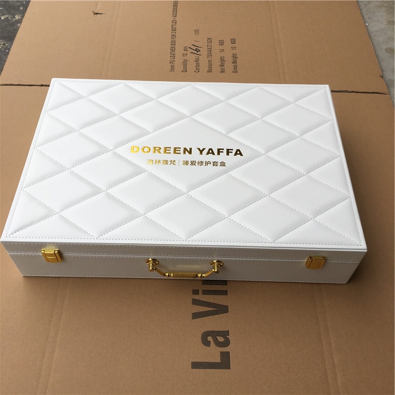 厂家生产/皮质精油套盒 皮质绣花化妆品盒  皮质保养品套盒礼品盒