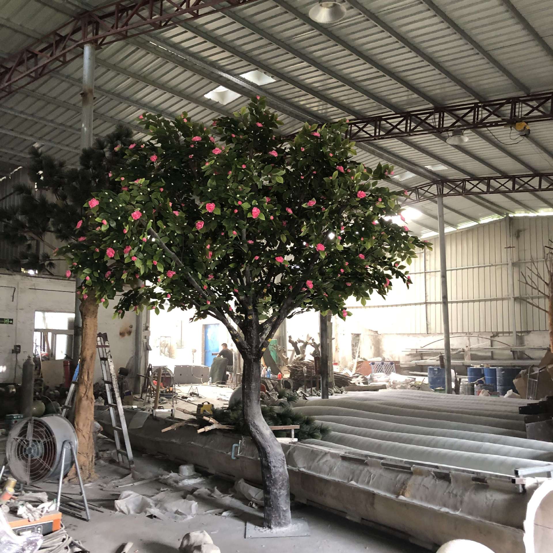 Jardinería Simulación de paisaje Árbol de camelia Hotel Centro comercial Decoración de piso Paisaje Simulación artificial Árbol de camelia grande