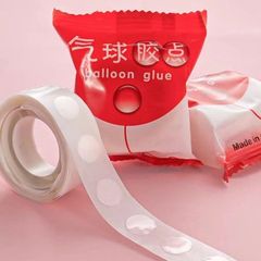 元の結婚祝いの誕生日の丸い点のゴム点の両面の透明な気球のゴム点は粘着してもいいです。