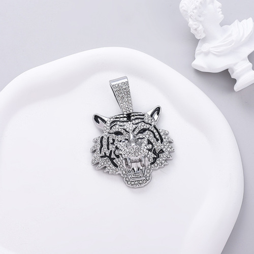 Overseas and American Hip-Hop Jewelry and Accessories Exaggerated Tiger Head Pendant Necklace for Men, Cool Nightclub and Party Decorations
