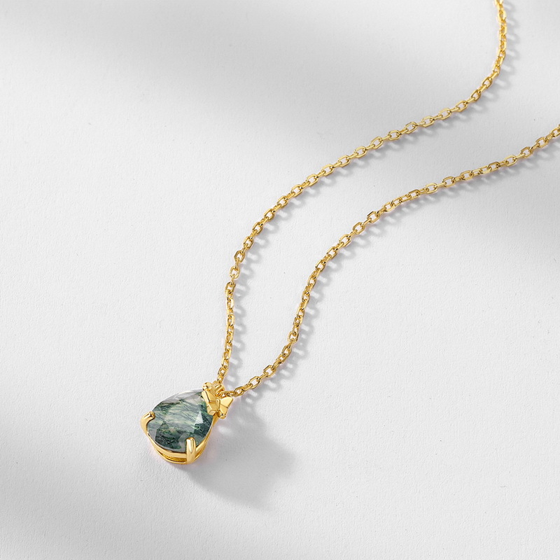 Venta caliente transfronteriza gota de agua de moda simple colgante de ágata de hierba de agua natural S925 con incrustaciones de plata collar de piedra de musgo verde personalizado