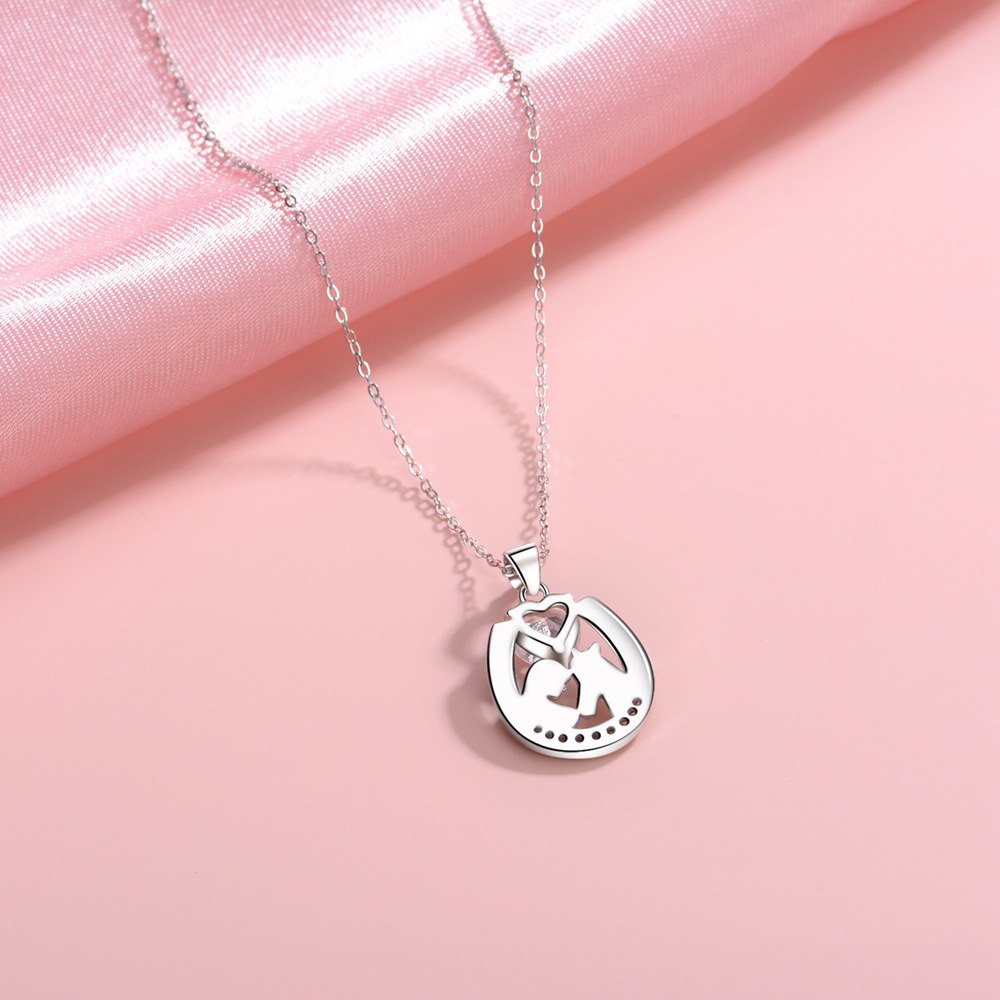 Horseshoe Heart Necklace With Diamond Embellishments Silver_voghion.com