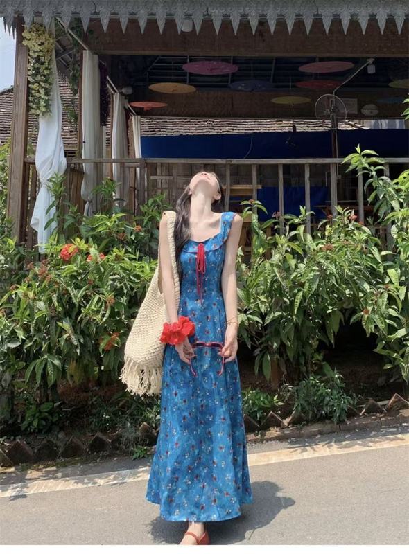 蓝色碎花吊带连衣裙女夏高级感多巴胺穿搭绝美海边度假海岛长裙子|undefined