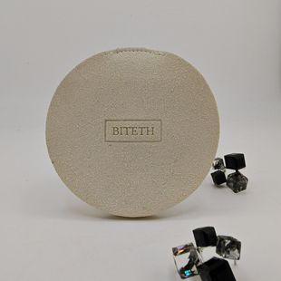 Factory suede new round mirror anti-fall storage bag microfiber small card convenient storage bag comb flip