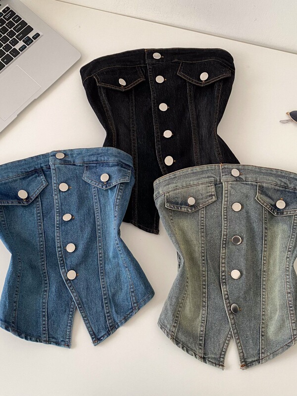 Hot girl style denim tube top sleeveless vest for women, 2026 spring single-breasted slim-fit short outerwear top Hot girl style denim tube top sleeveless vest for women, 2026 spring single-breasted slim-fit short outerwear top