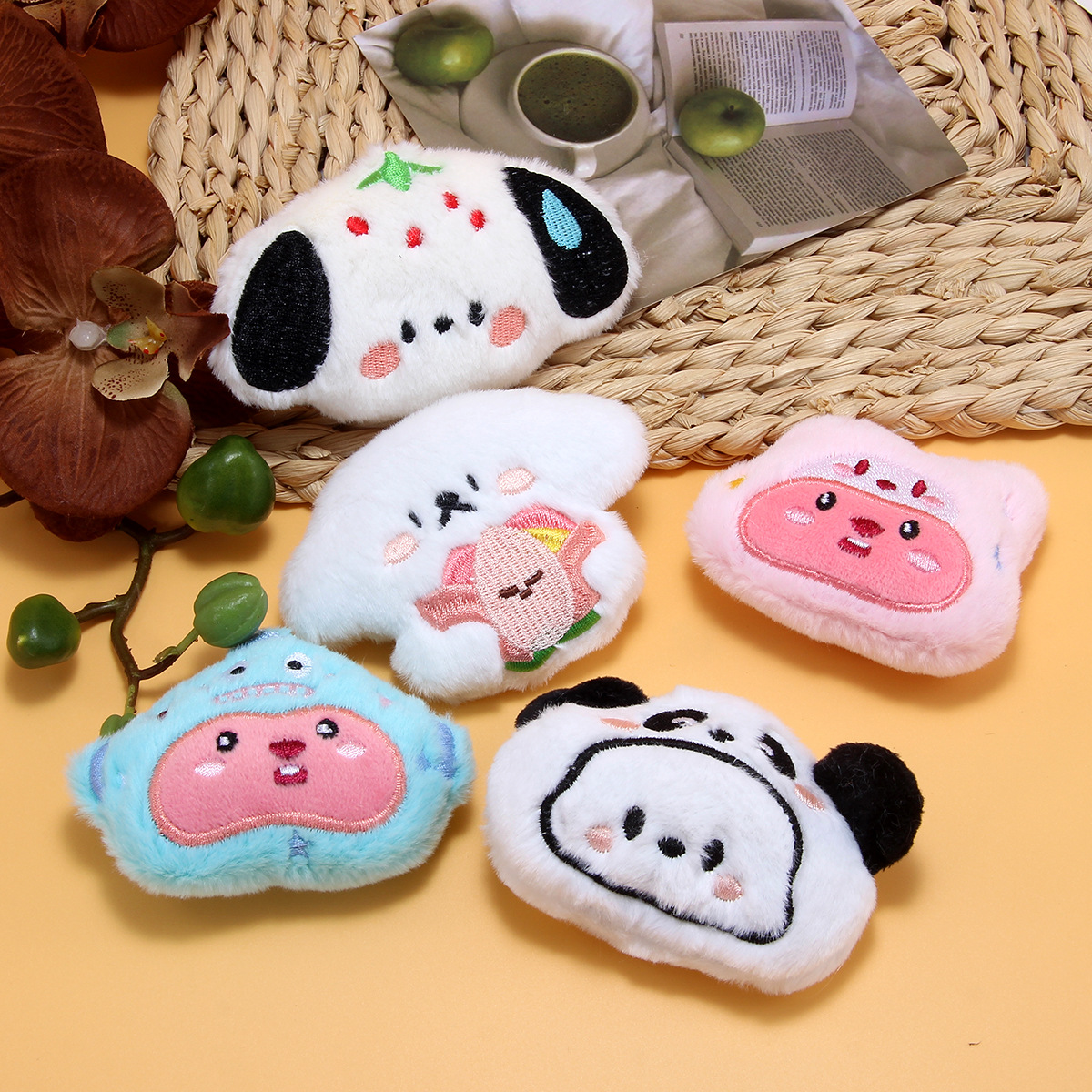 New rabbit fur bear full of accessories brooch children's shoes hat accessories with decorative DIY accessories hanging