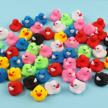 儿童戏水小黄鸭彩色迷你小小鸭搪胶软胶捏捏叫小鸭子洗澡玩具批发