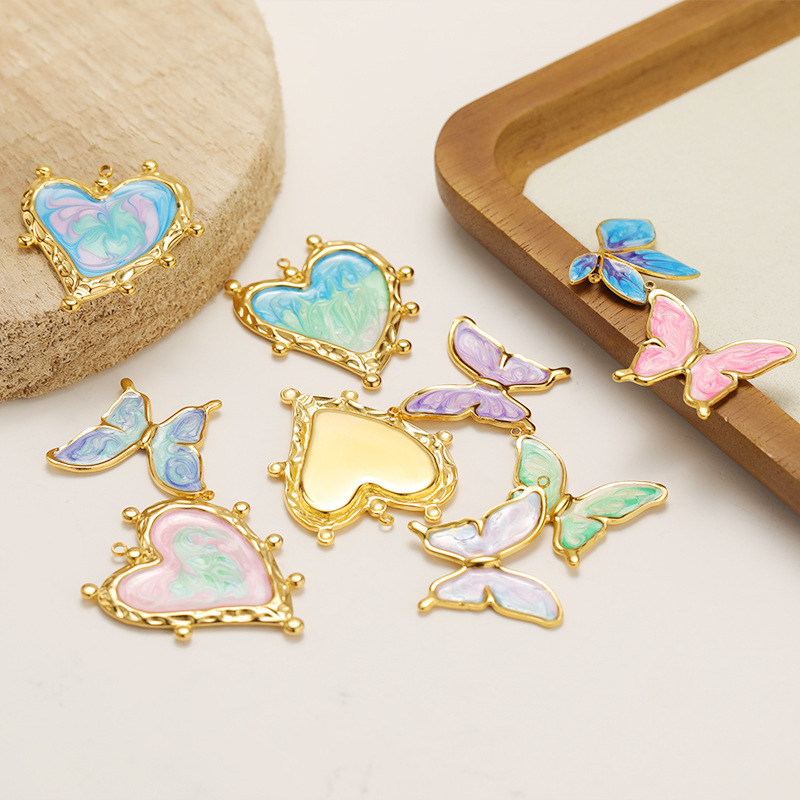 304 Stainless Steel Material 4 PCS/Package 304 Stainless Steel Heart Shape Butterfly Pendant