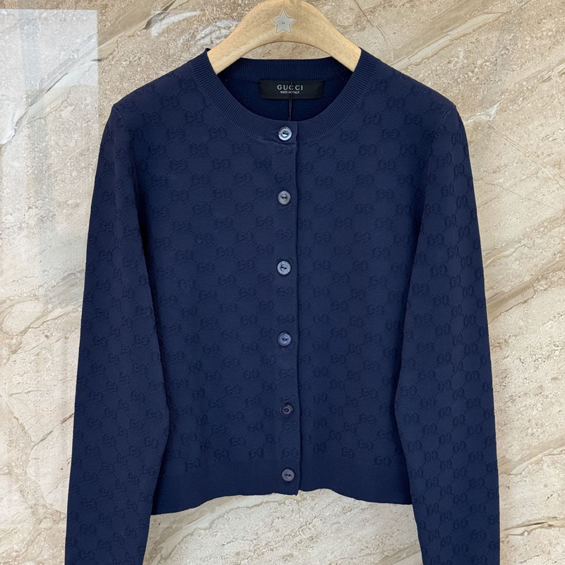 Shenzhen Nanyou 26 Autumn/Winter New Round Neck Cardigan for Women, Slim Fit Commuter Knit Sweater, Casual Versatile in Stock Shenzhen Nanyou 26 Autumn/Winter New Round Neck Cardigan for Women, Slim Fit Commuter Knit Sweater, Casual Versatile in Stock