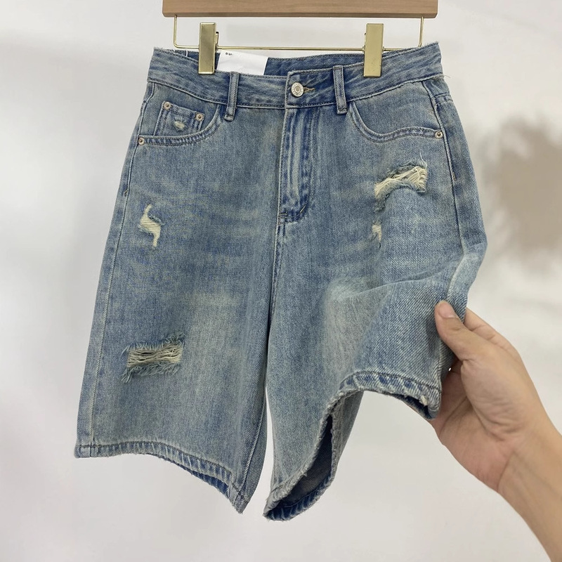 Ripped Straight-Leg Denim Shorts for Women, Summer New Korean Style High-Waisted Loose Niche A-Line Shorts, Wide-Leg Mid-Length Pants Ripped Straight-Leg Denim Shorts for Women, Summer New Korean Style High-Waisted Loose Niche A-Line Shorts, Wide-Leg Mid-Length Pants