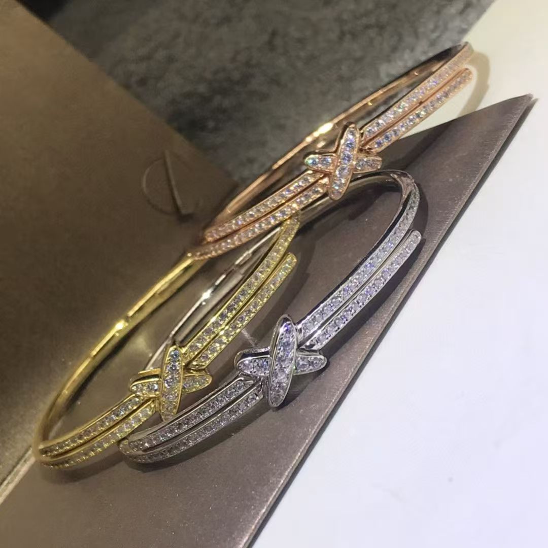 상자 V금 도금 18K 골드 풀스톤 X자 크로스 팔찌 여성 패션 액세서리