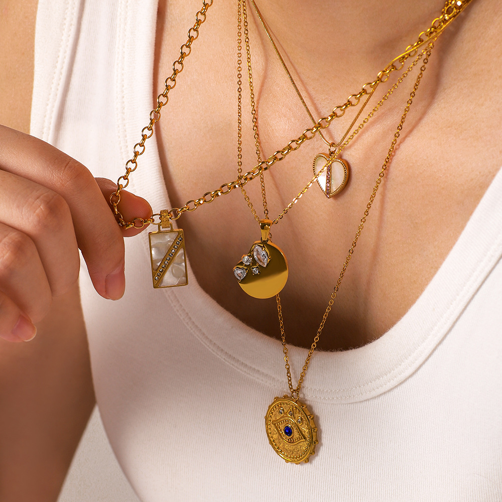 304 Stainless Steel Pendant Material PVD Coated 18K Gold Real Gold Plated Geometric Heart Shape 304 Stainless Steel Retro IG Style Waterproof Non Tarnish 304 Stainless Steel Pendant Necklace