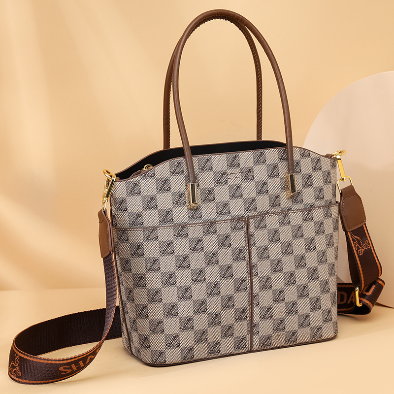 Borse transfrontaliere 2024 nuova moda borsa a tracolla versatile a spalla borsa piccola borsa a secchiello con trama di grande capacità_voghion.com