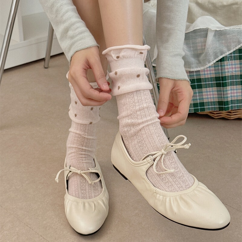 Spring and summer wooden ear edge wave point pile socks for children ins wind breathable thin super girl heart hollow socks