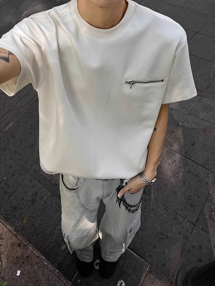 하얀색