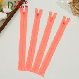 拉链头;钥匙扣及钥匙扣配件;拉链