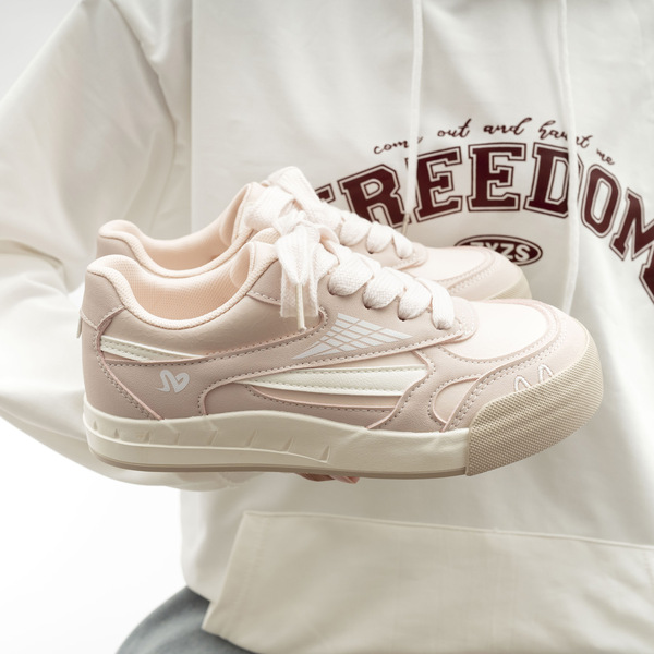 Fashionable universal retro white sneakers platform