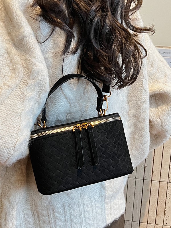 Bolso para mujeres 2025 nuevo retro transfronterizo de piel de ciervo tejido caja de mano pequeña bolsa cuadrada de textura alta mochila