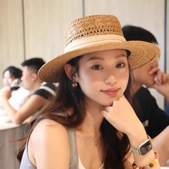 フレンチオールドマネースタイル中空麦わら帽子女性の夏の海辺のビーチハット日焼け止め帽子フラットトップサンハット