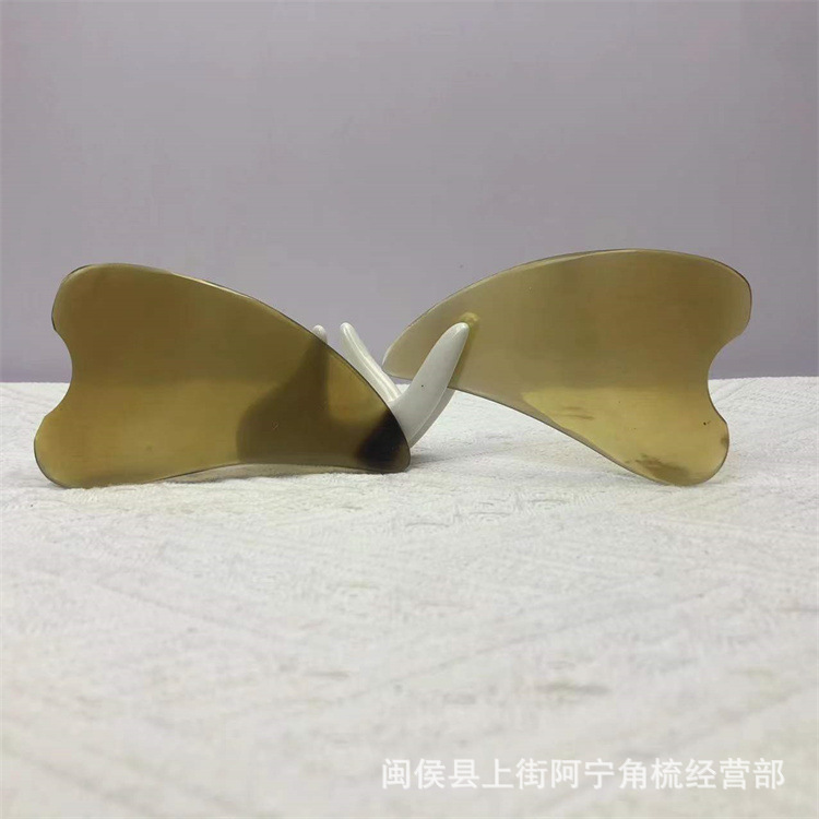 Heart Shaped Buffalo Horn Gua Sha Scraping Board 10-11cm for Back Neck Body Care details