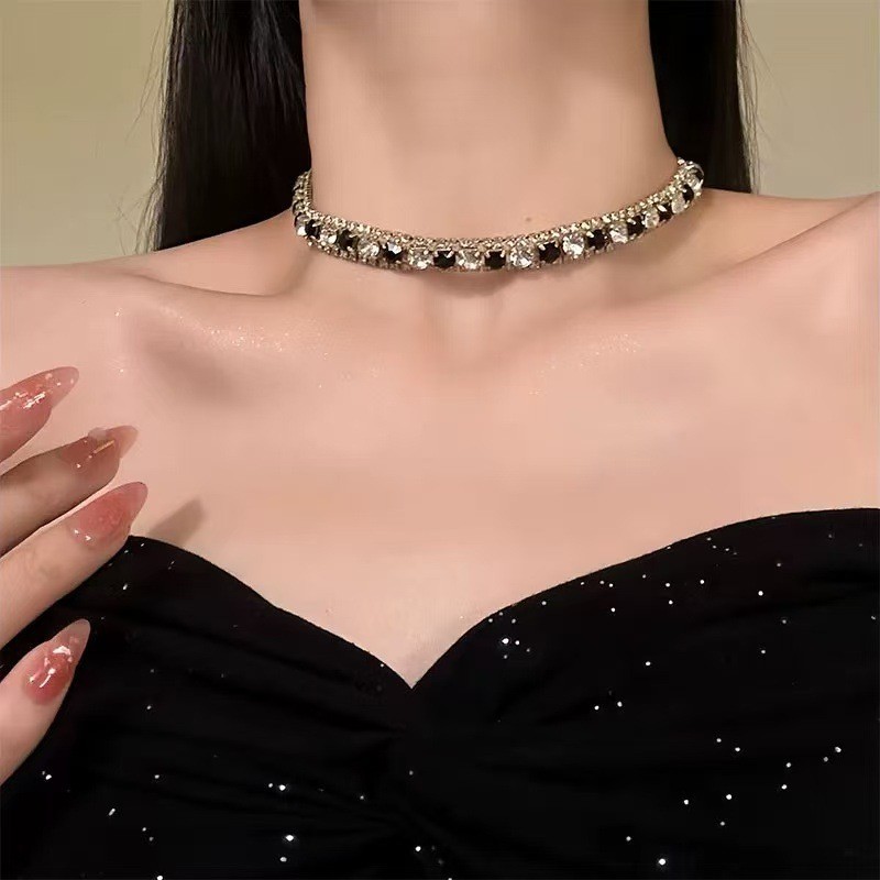 XL1657