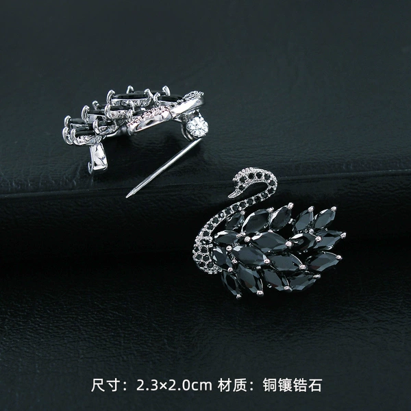 1110 Pin-Black Swan 064