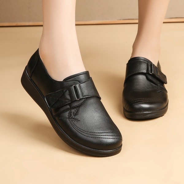 New First-Layer Cowhide Mother's Shoes, Genuine Leather, Soft-Soled Flats, Autumn Style Breathable Granny Shoes, Middle-Aged and Elderly Women's Leather Shoes
