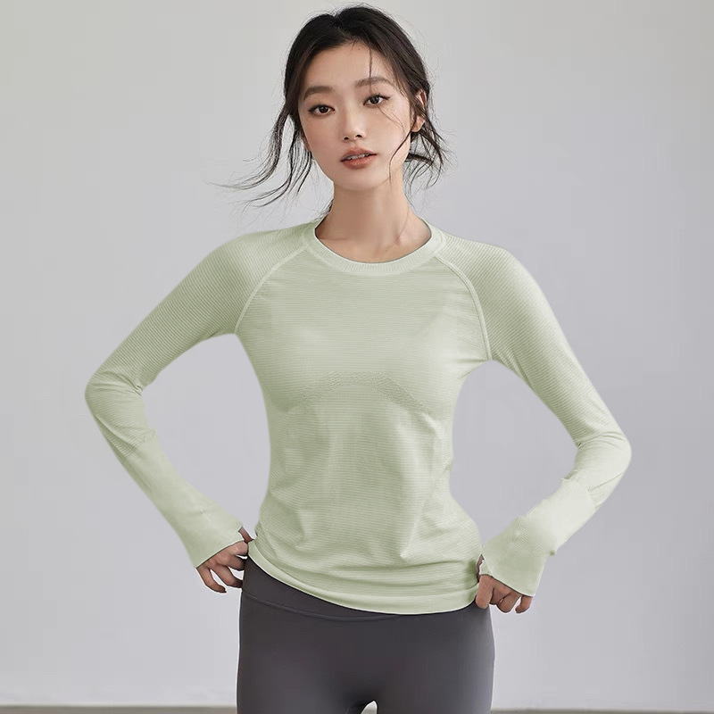 Yoga Clothing for Women, Autumn and Winter Style, Slim Fit, High Elasticity, Round Neck, Long-Sleeved, Running Training, Quick-Drying Fitness Clothing, Comfortable Top Yoga Clothing for Women, Autumn and Winter Style, Slim Fit, High Elasticity, Round Neck, Long-Sleeved, Running Training, Quick-Drying Fitness Clothing, Comfortable Top