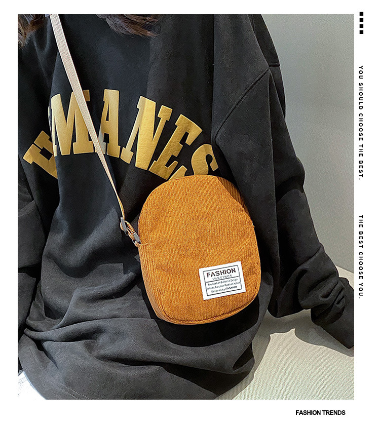 2022 Autumn/Winter new Japanese InS-style single-shoulder bag, crossbody bag, corduroy bag, mini phone bag, loose change bag Specification drawing