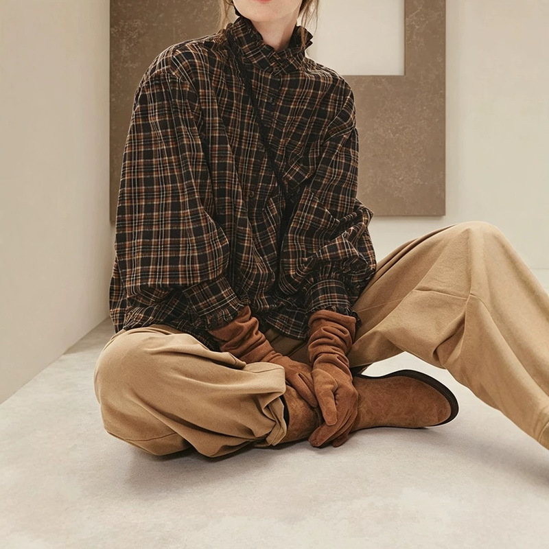 Caramel plaid ruffled collar shirt, brown British retro style, new autumn loose casual shirt D0823