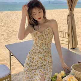 短裙子温柔风小众夏季新款复古小个子甜美方领短袖碎花连衣裙女装