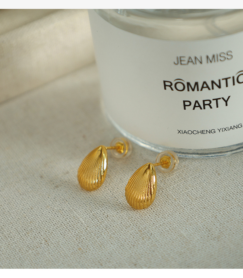 Daily Occasion Titanium Steel Material PVD Coated Real Gold Plated Water Droplets Titanium Steel Simple Style Waterproof Non Tarnish Ear Studs