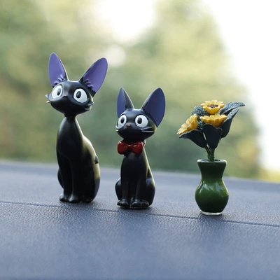 Car ornaments: Model Car Decorations, Mini Vase