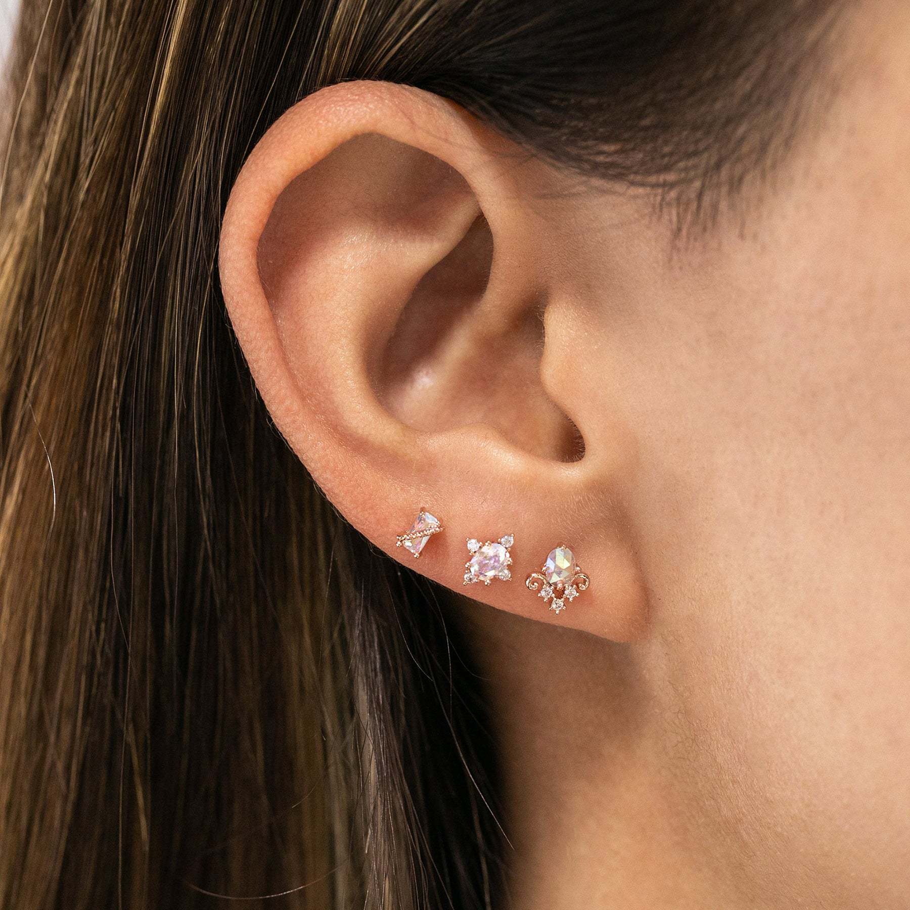 Fashion Geometric Brass Inlaid Zircon Ear Studs 1 Pair