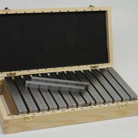 14对 28件套高精度机床附件10x150公制调整减震铣床虎钳专用