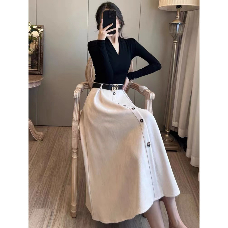 2つのセットの女性の秋の服の新型の洋風の流行のフランスの復古の底のベルベットのワンピースの気質はやせているロングスカートを現します。|undefined