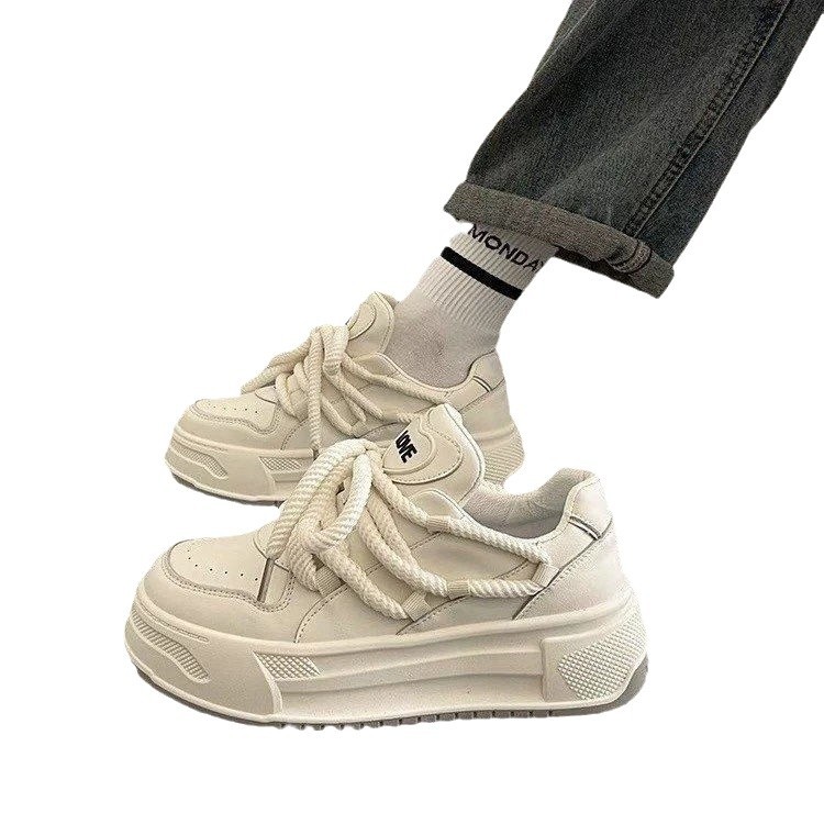 Zapatos blancos de suela gruesa para mujeres primavera y otoño 2024 nuevos zapatos deportivos casuales de pan de altura, zapatos de skate ligeros