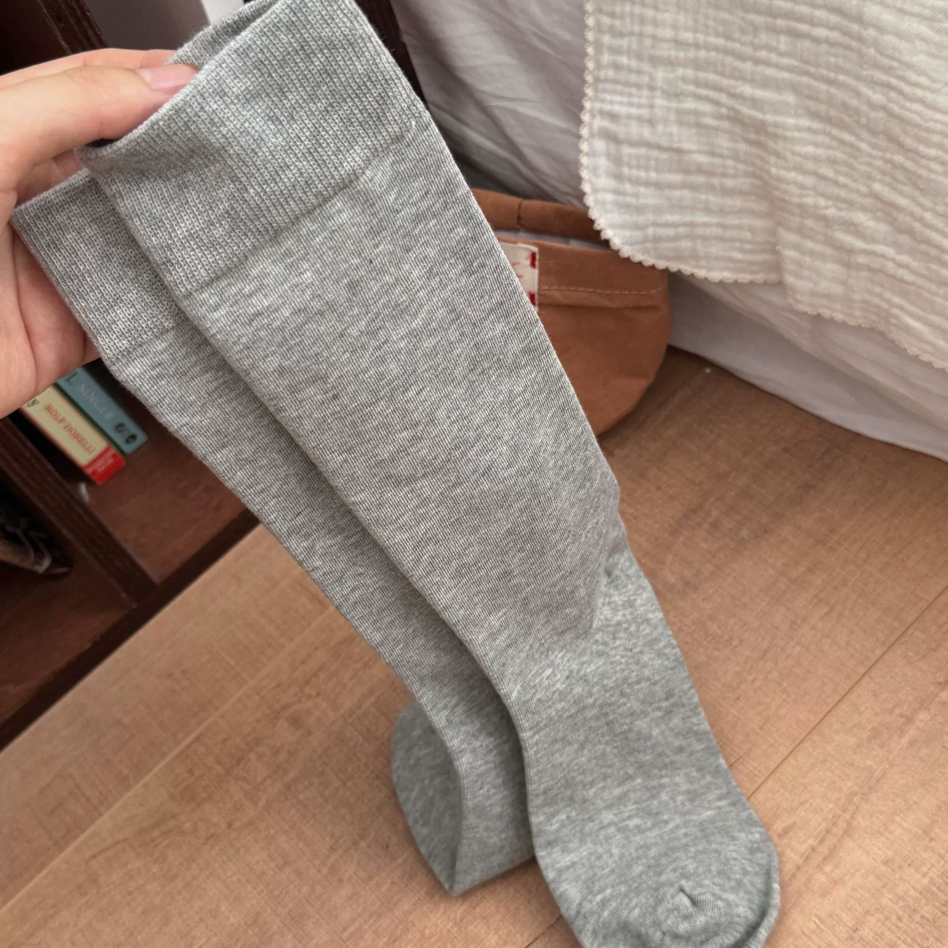 Хлопковые демисезонные носки Knee?