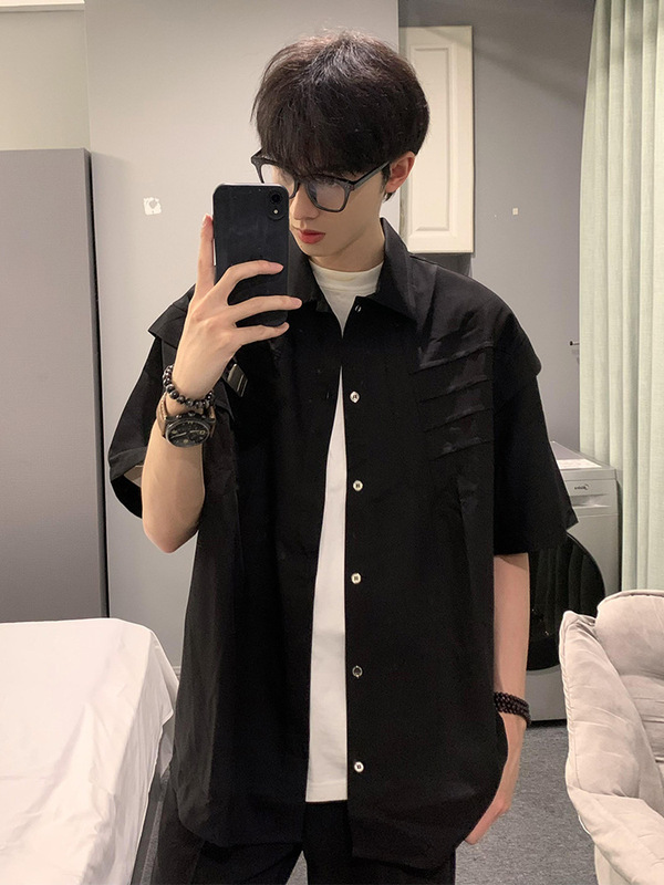Black Short-Sleeved Shirt for Men in Summer, Thin Design, High-End, Handsome Style, Half-Sleeved Hairstylist Niche Pleated Shirt