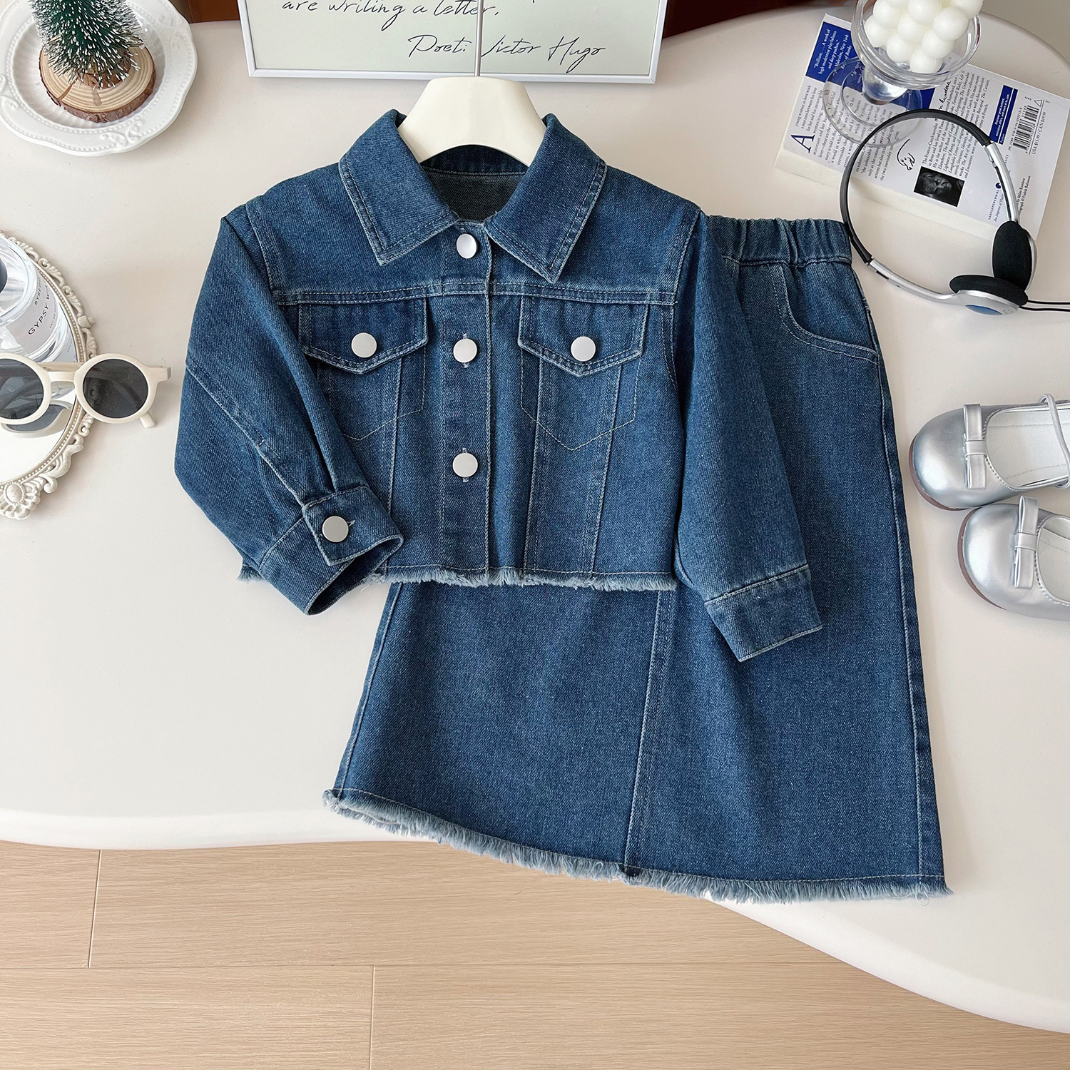 2024 Herbst neue koreanische Version Mädchen Einreiher Top langen Rock Baby Casual Denim Set 67385_voghion.com