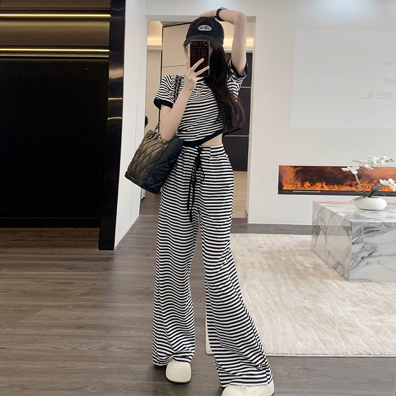 B2120 1170K ĐỒ BỘ NỮ DONREIC NGẮN TAY CẢ BỘ 2 MÓN MÙA HÈ THỜI TRANG NỮ G04 SẢN PHẨM MỚI