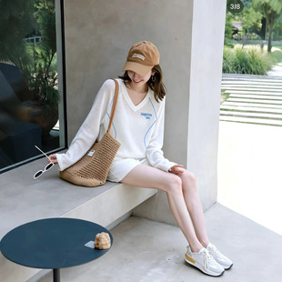 �羳Ů�ļ�����΢͸�L������Sheer Long Sleeve Cover?up Blouse