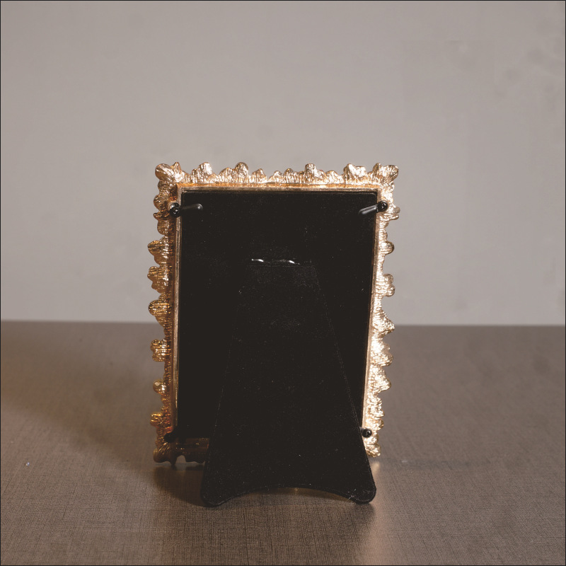 クロスボーダー田園フォトフレーム日韓系創意置物小花金属フォトフレームハート型スクエアコンビネーションフォトフレーム置物