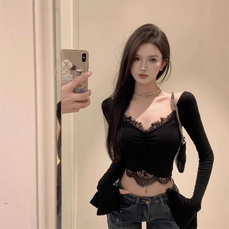 Black V Neck Lace Splicing Bell Sleeve T-Shirt for Women 2025 Spring & Fall Niche Sexy Pure Desire Slim Short Bottoming Shirt
