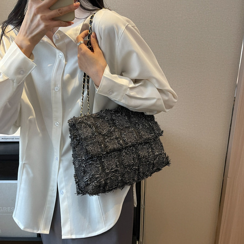 Bag Lady Spring Fashion Simple Crossbody Bag Casual Shoulder Bag Retro Simple Chain Bag