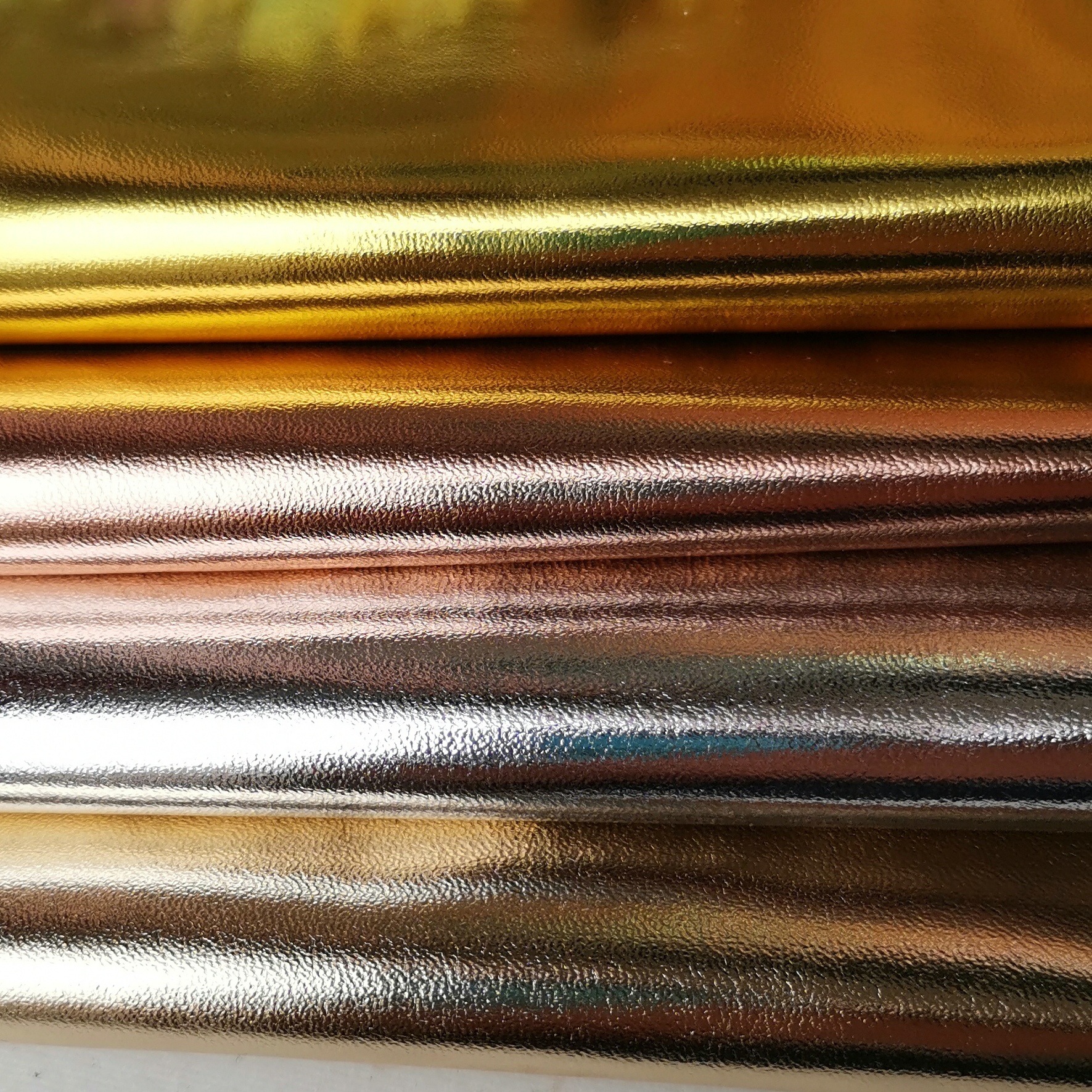 金属弹力纳帕纹pu金属pu皮革金属pu鞋革箱包装饰人造革鞋材面料